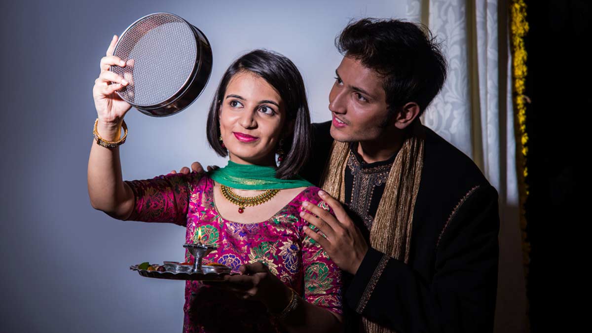 karwa chauth  wishes messages quotes whatsapp and facebook status