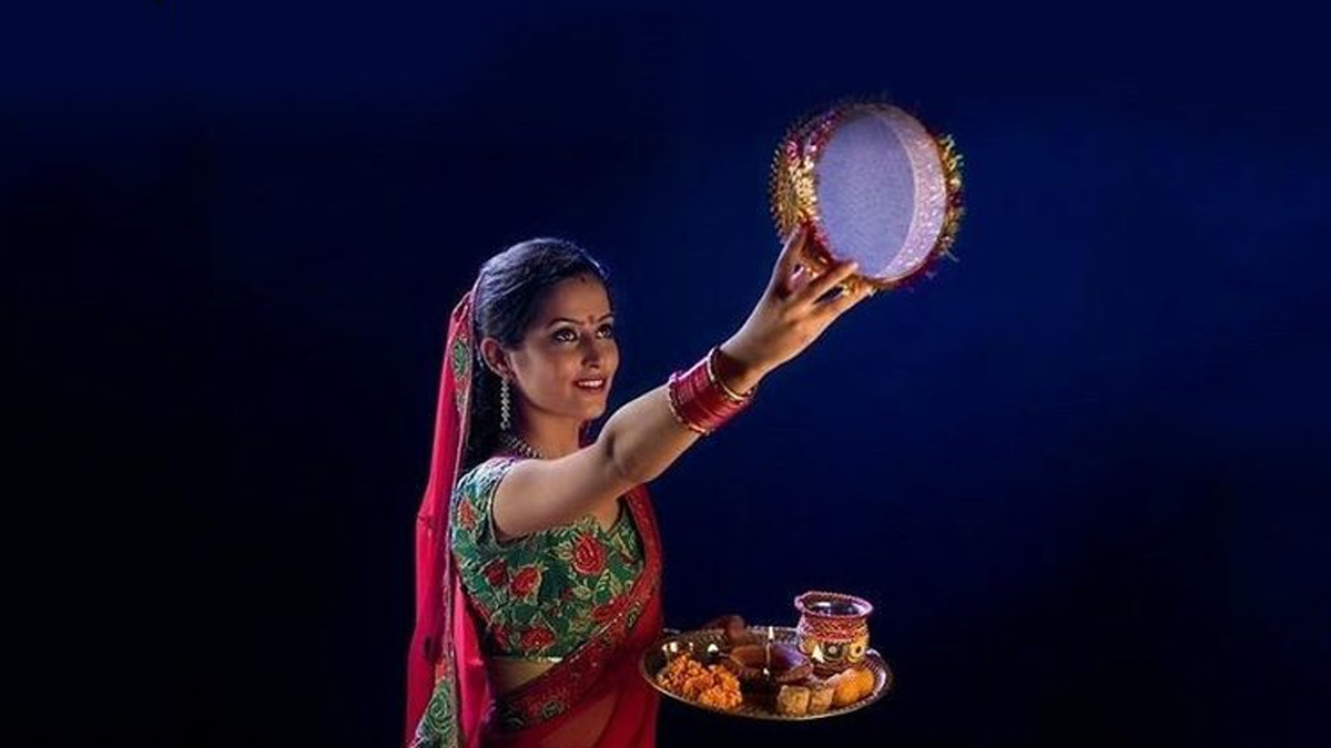 Karwa Chauth Puja Vidhi करवा चौथ पूजा विधि Karwa Chauth Me Kaise