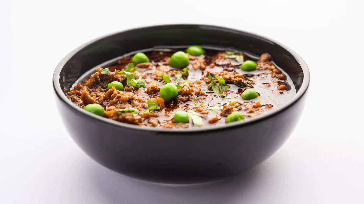 mash potato to thicken gravy