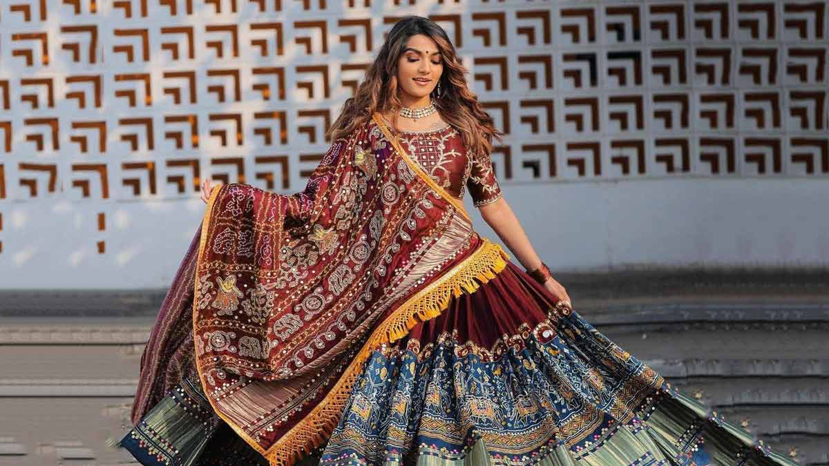 Gujarati Dandiya Night Khadi Cotton Kedia dress Tulip Pant Indian Women  Festive Dance Costume wear Readymade 8563 : Amazon.in: Fashion