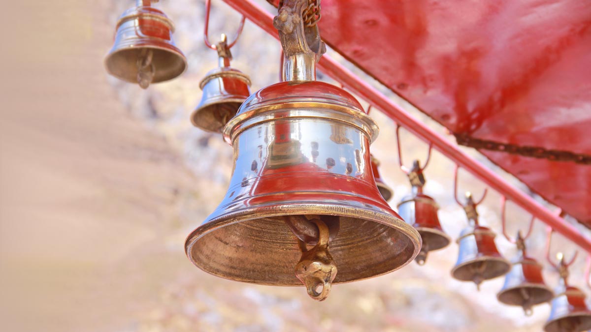 5 Hearing A Bell Ring Out Of Nowhere Spiritual Meanings