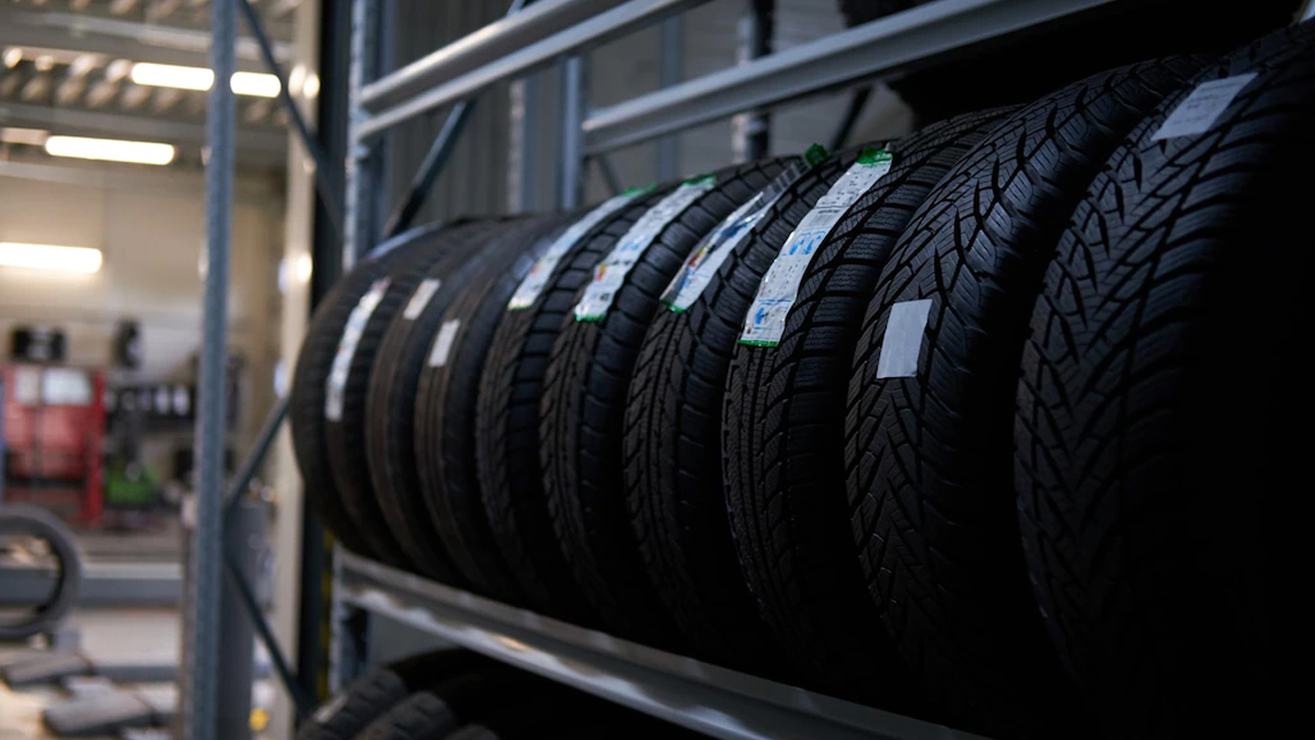 tyres colour are black what is reason