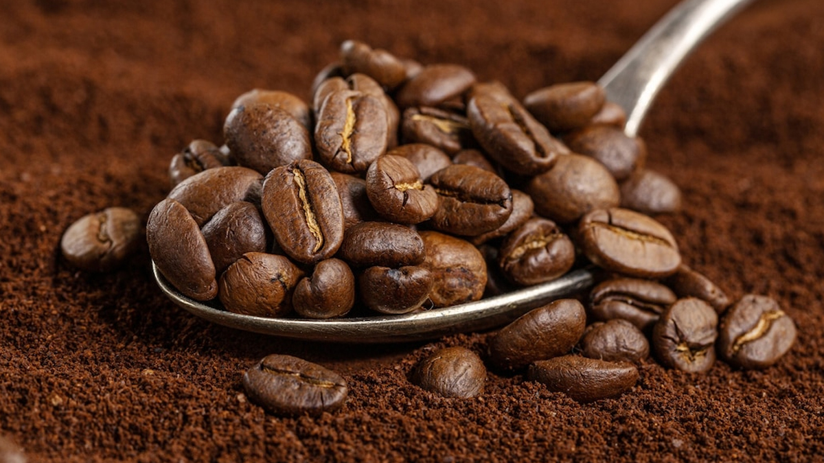 use of coffee for face