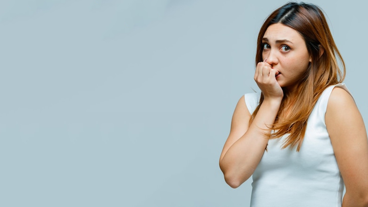 why we should not bite nails after manicure