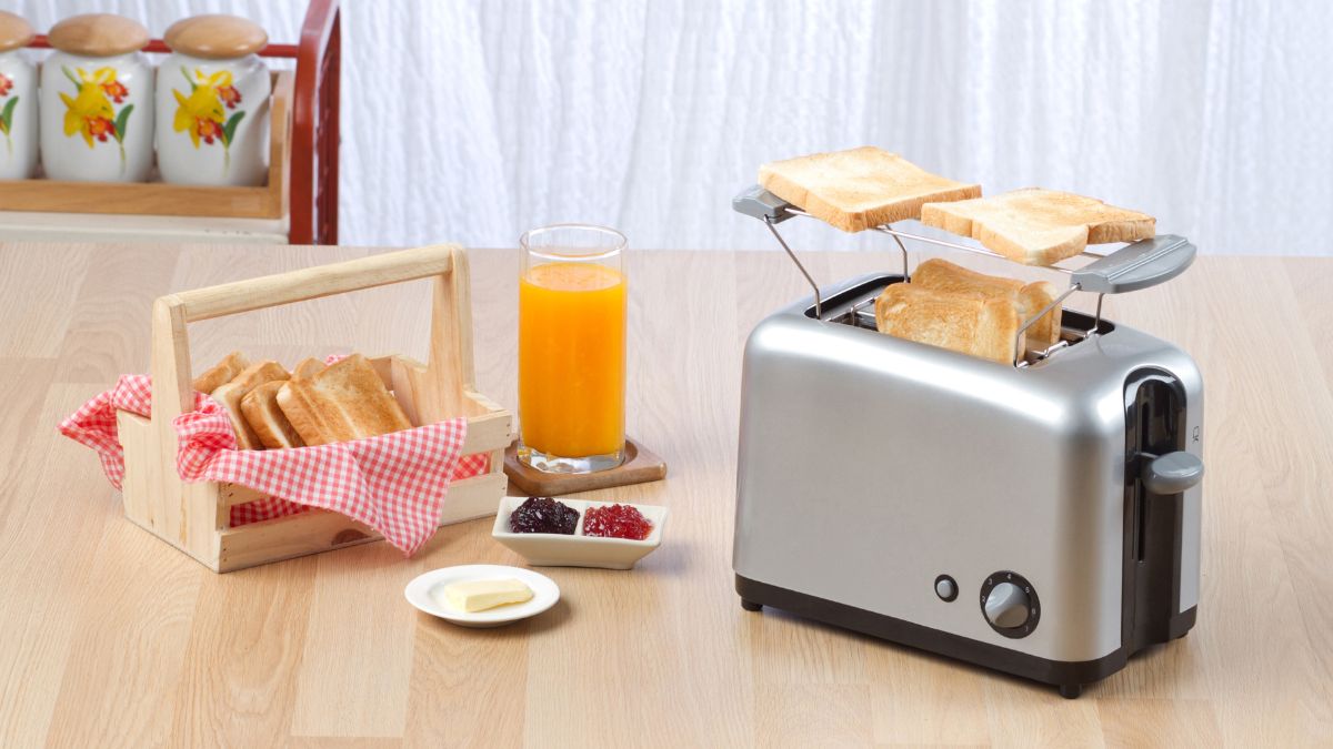 Best Toaster: मिनटों में बनाएं क्रिस्पी ब्रेकफास्ट, इन ब्रेड टोस्टर से 