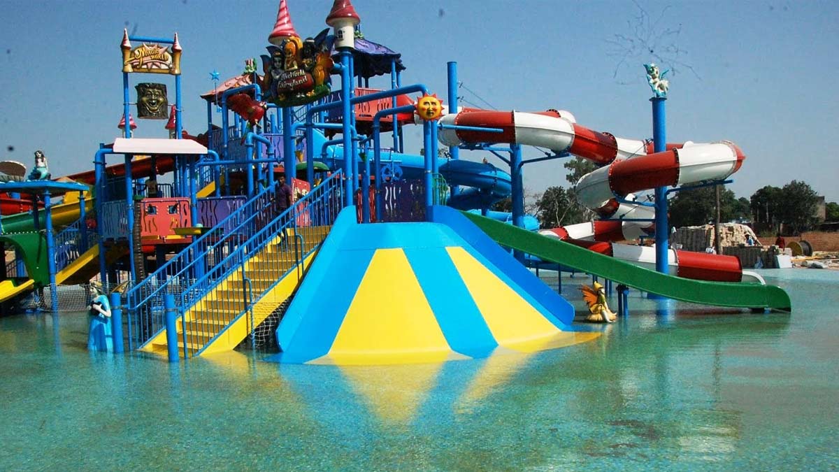 Blue World Theme Park