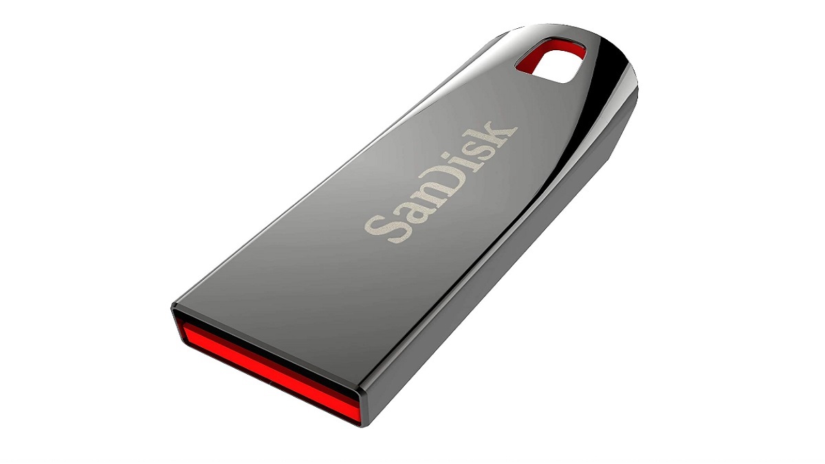 Pen Drive 64GB Price सेफली डाटा करना हैं स्टोर, तो ये कॉम्पैक्ट साइज