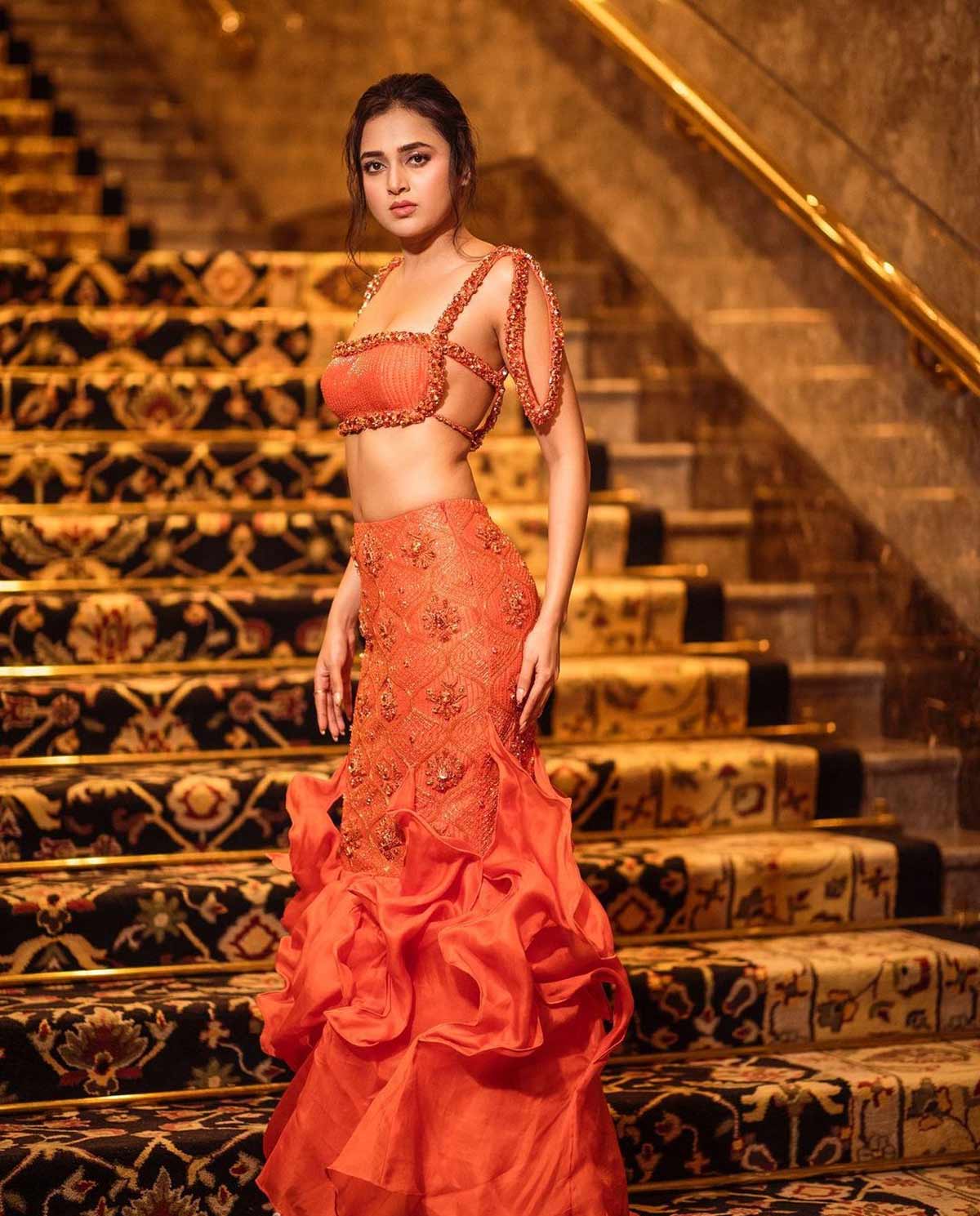 Tejaswi prakash fish cut lehenga