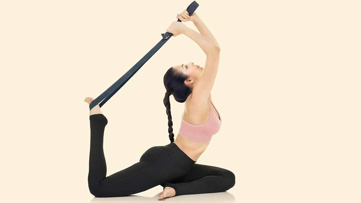 eka pada rajakapotasana steps