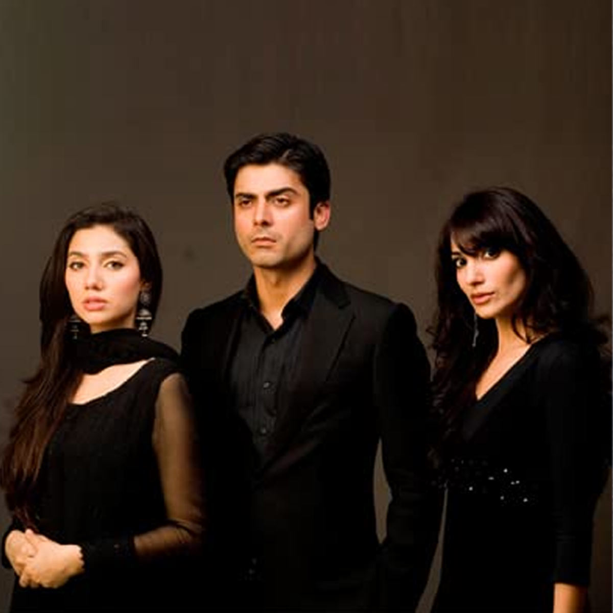 Zindagi Gulzar Hai To Humsafar: 5 Pakistani Dramas You Must Watch ...