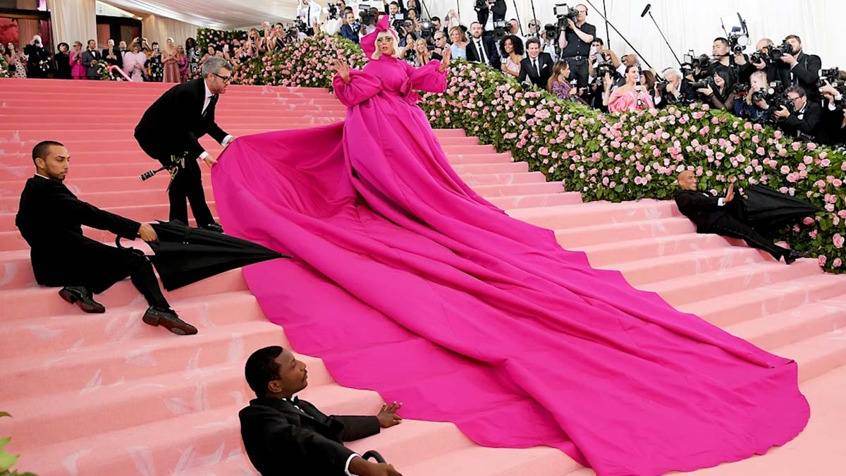 history of metropolitan museum art met gala event venue