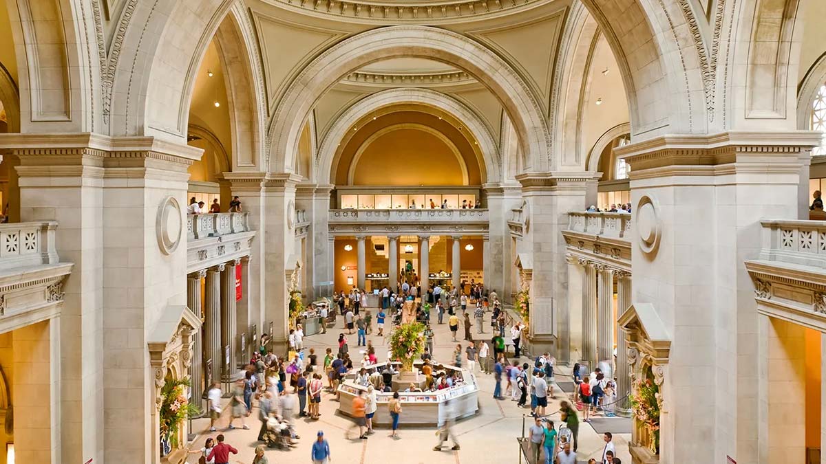 history of metropolitan museum in hindi