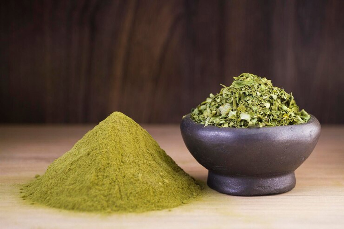 moringa powder benefits for women
