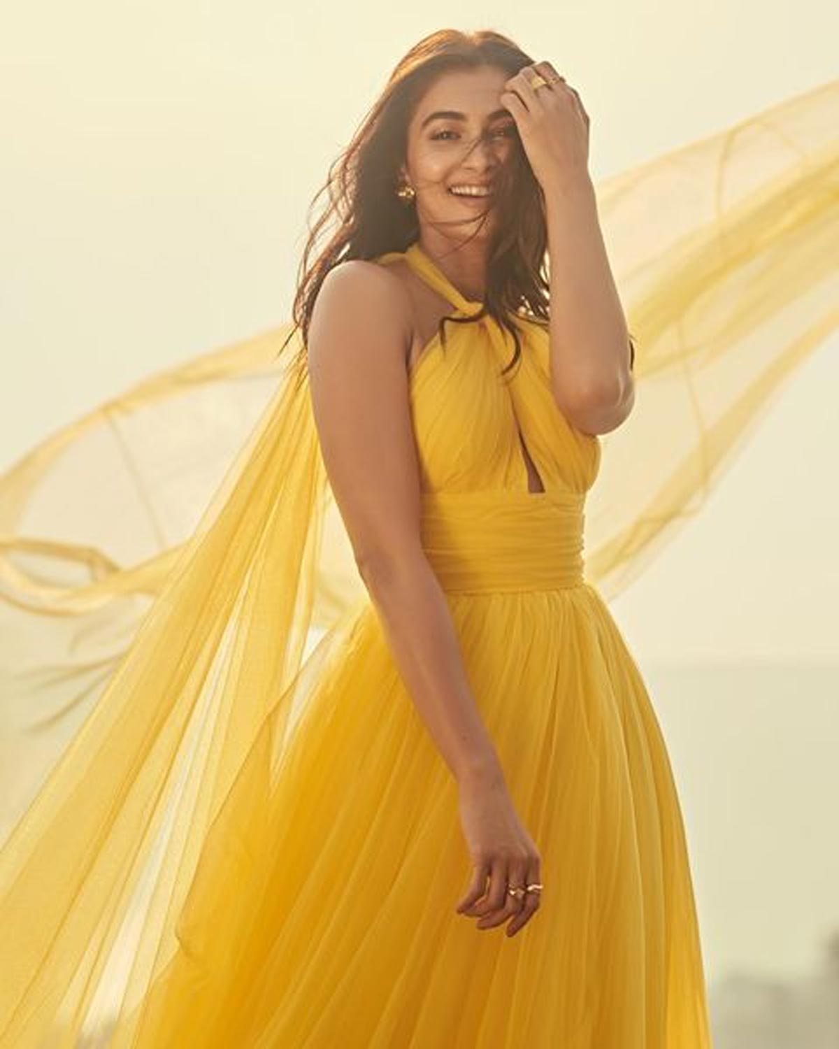 pooja hegde wearing yellow dress