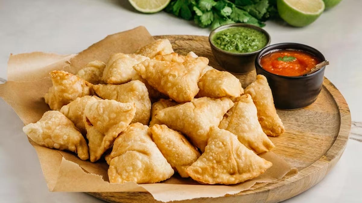 International English Day 2023 Samosas To Jalebis Know What These 