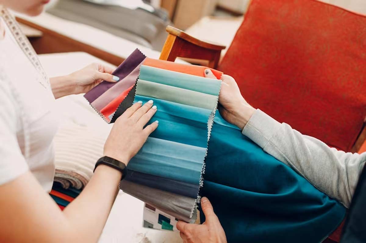 silk and cotton fabric in hindi