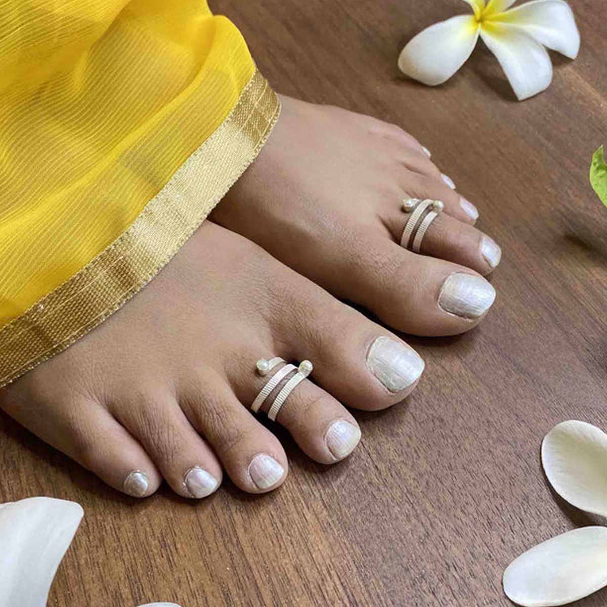 silver perl toe ring designs
