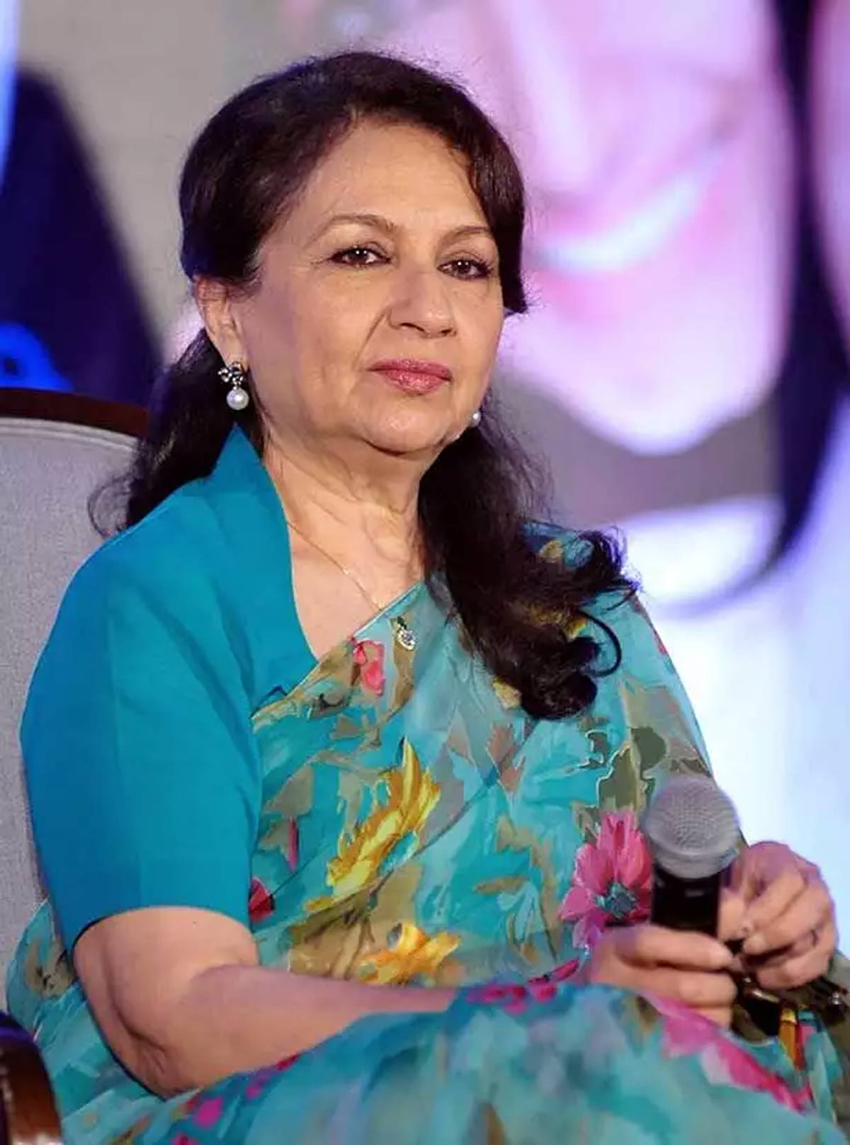 why did sharmila tagore took break from films