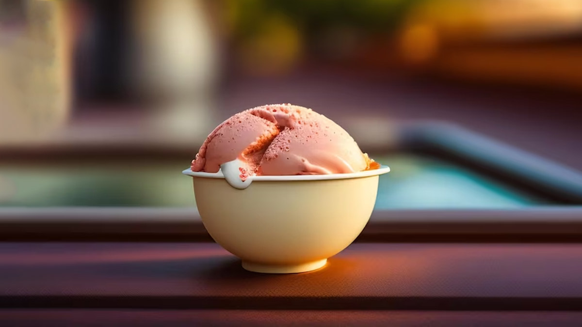 Video Of Woman Churning Ice Cream With Help of Ceiling Fan Leaves Anand Mahindra, Netizens Impressed 