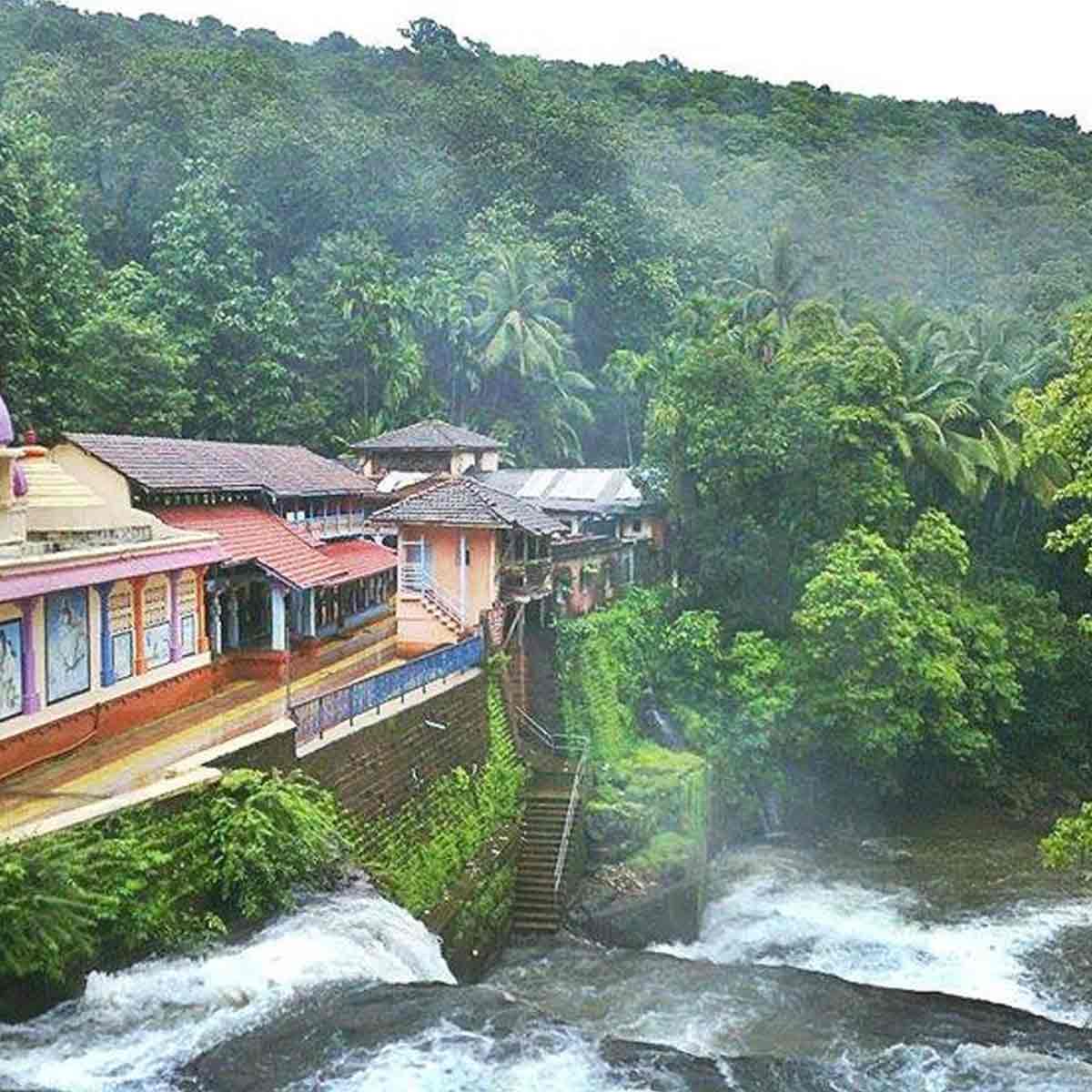 Dhutpapeshwar Temple