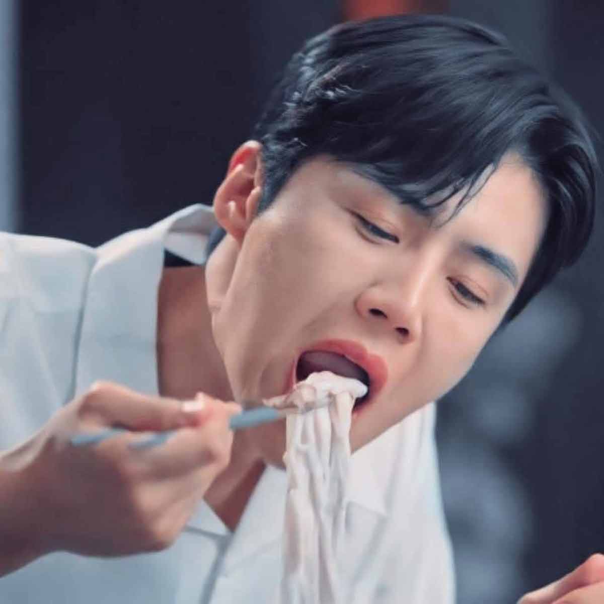 Easy noodles pine nut kalguksu recipe