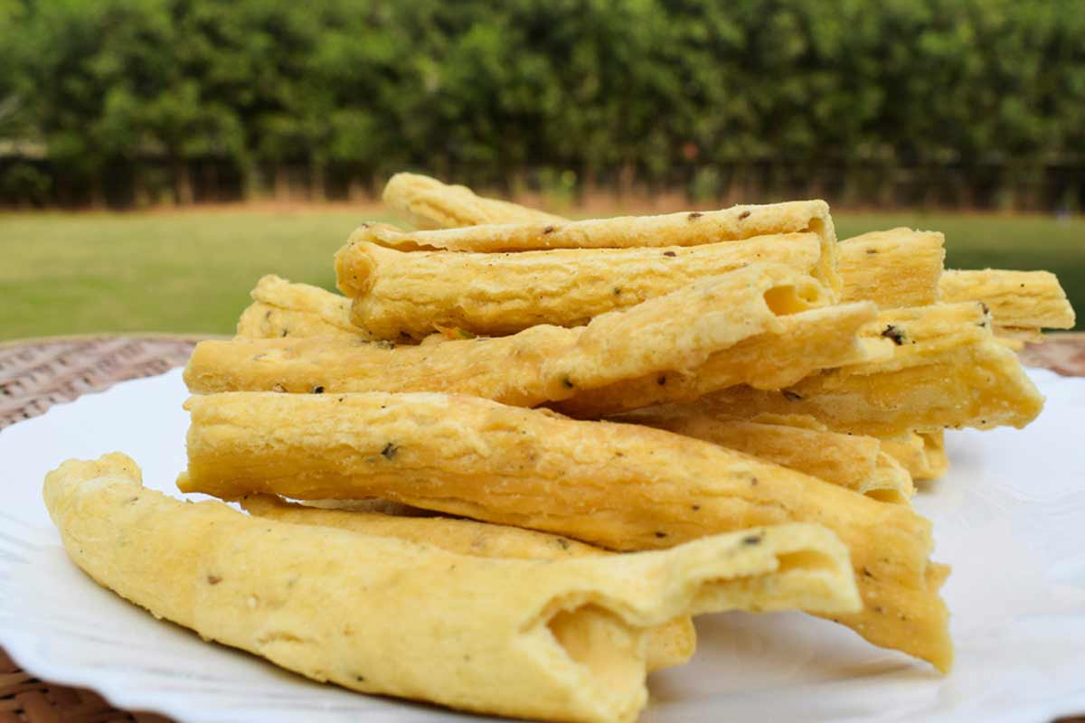 Easy tips to make perfect gujarati fafda