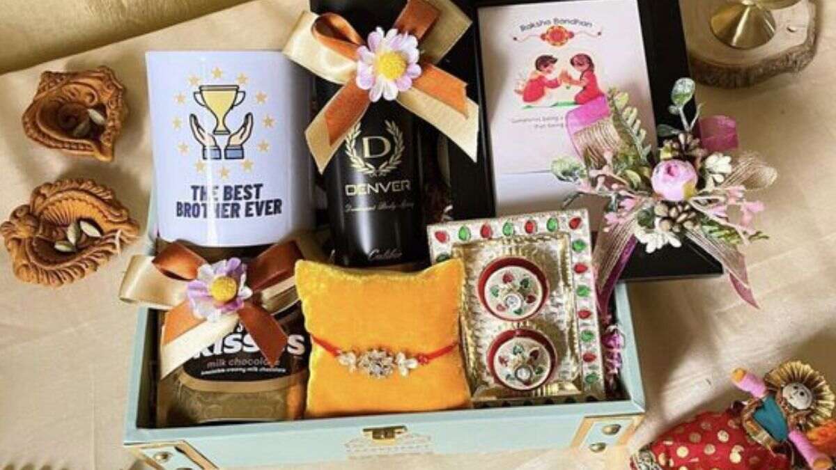 Karwa Chauth 20 best Gift Ideas: करवाचौथ के दिन पत्नी को गिफ्ट करें यें  आइटम, वो खुश हो जाएगी, Gift this item to wife on the day of Karva Chauth,  she will