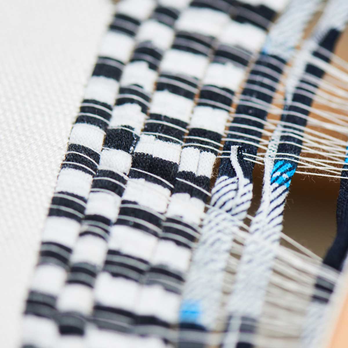 What is the meaning of handloom