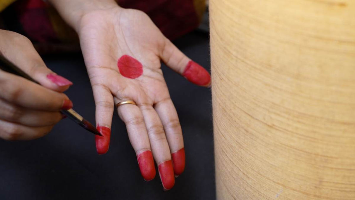 alta and hand moments