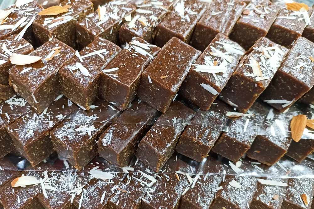 bal mithai is made in almora