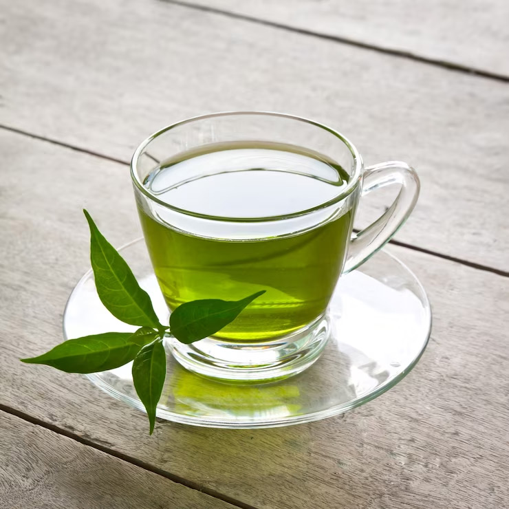 benefits of using green tea on face