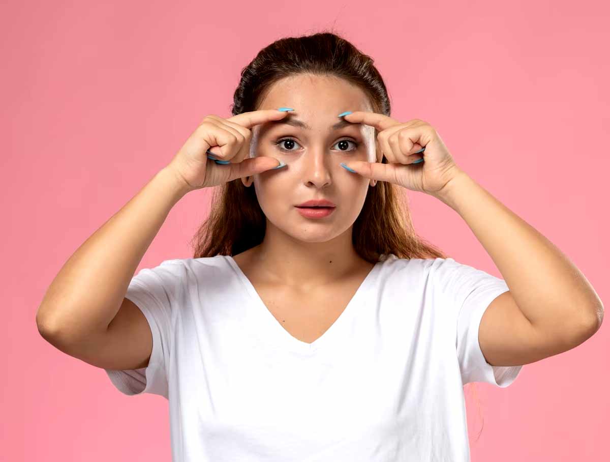 आंखों की सूजन हो सकती है कम, ये टिप्स आएंगी काम what to do for eye