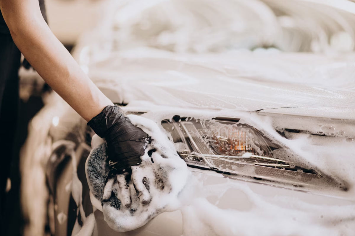 clean car with ac water