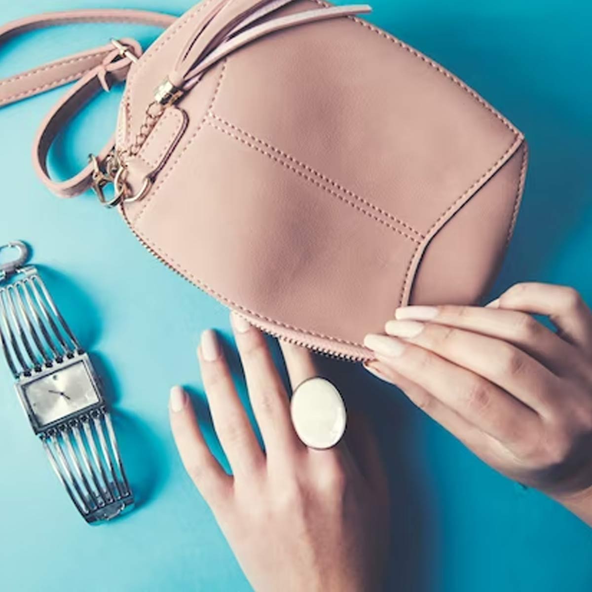 cleaning handbag without washing