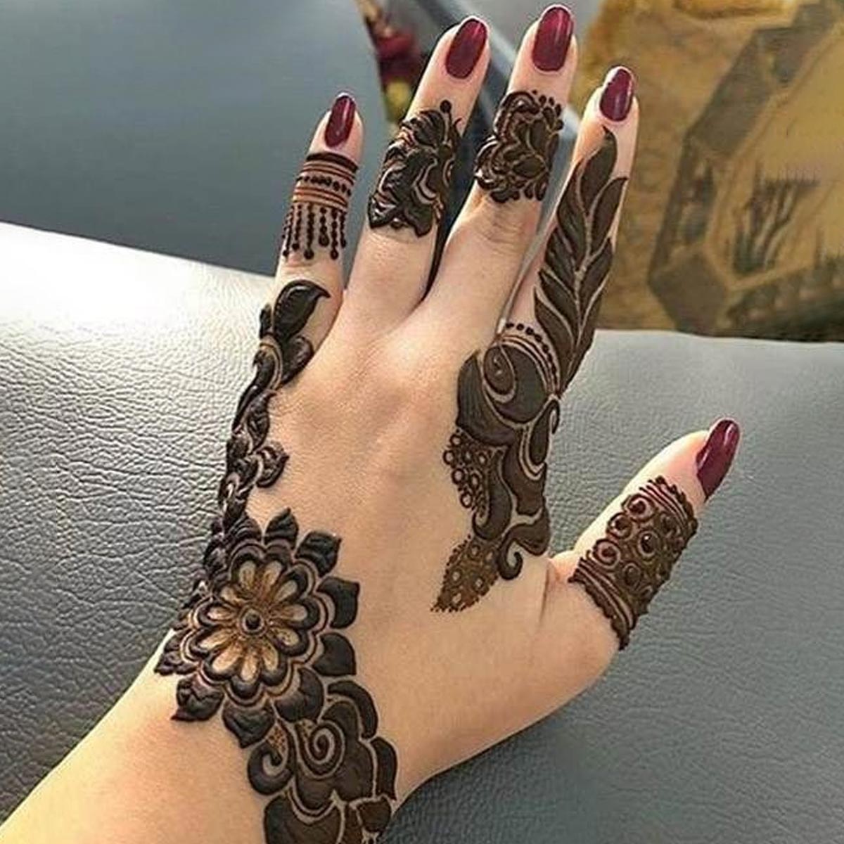 cut out mehndi for small hands