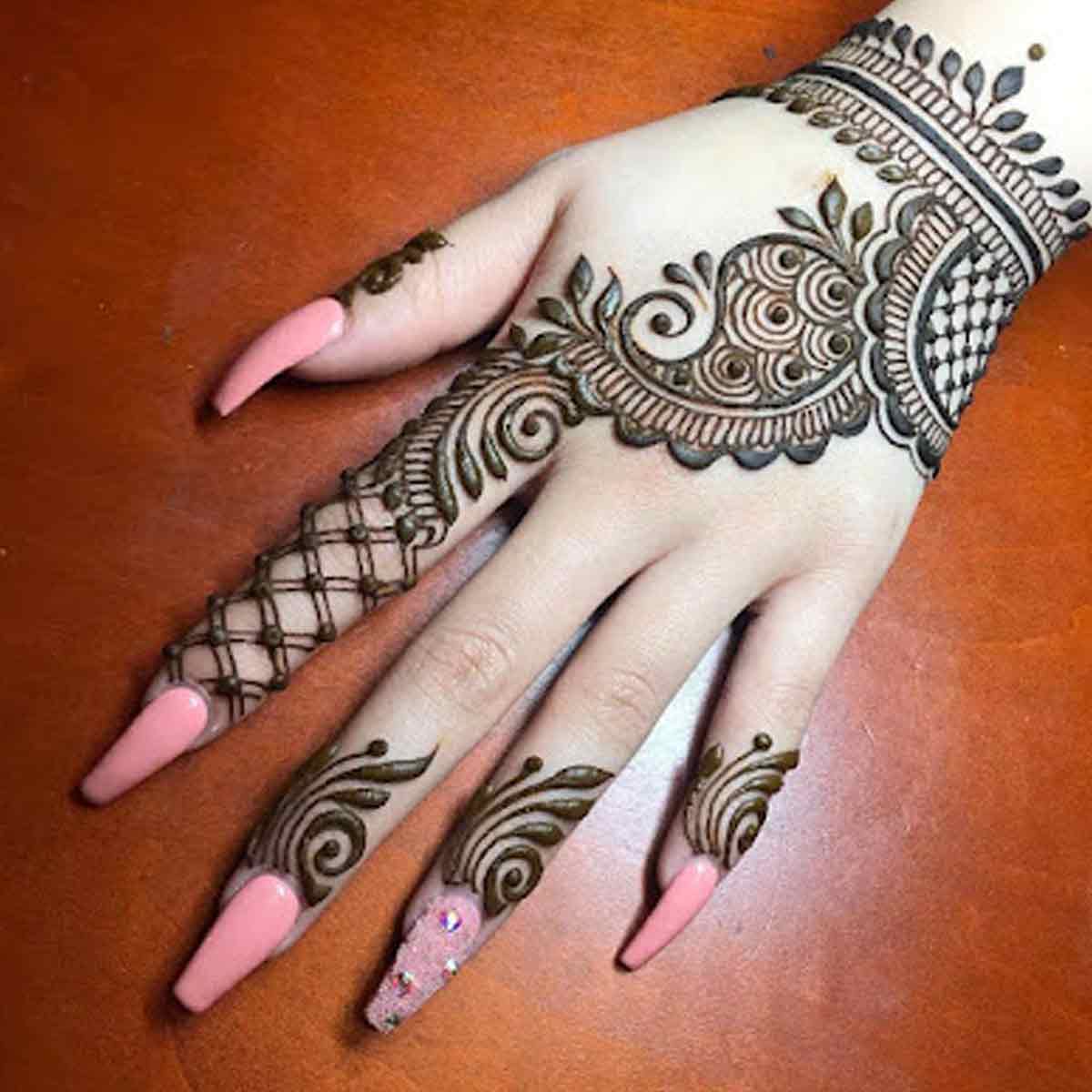 13 Simple Bengali Mehndi Design Ideas – Milan Magic