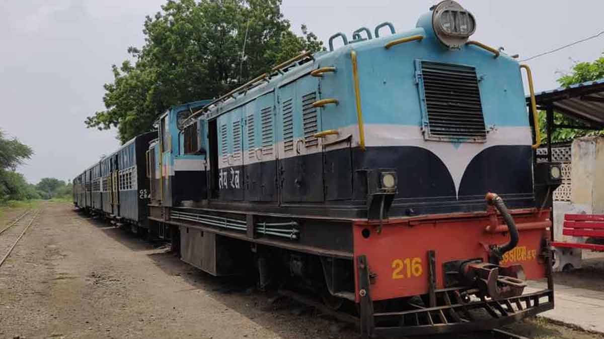 history of shakuntala railway