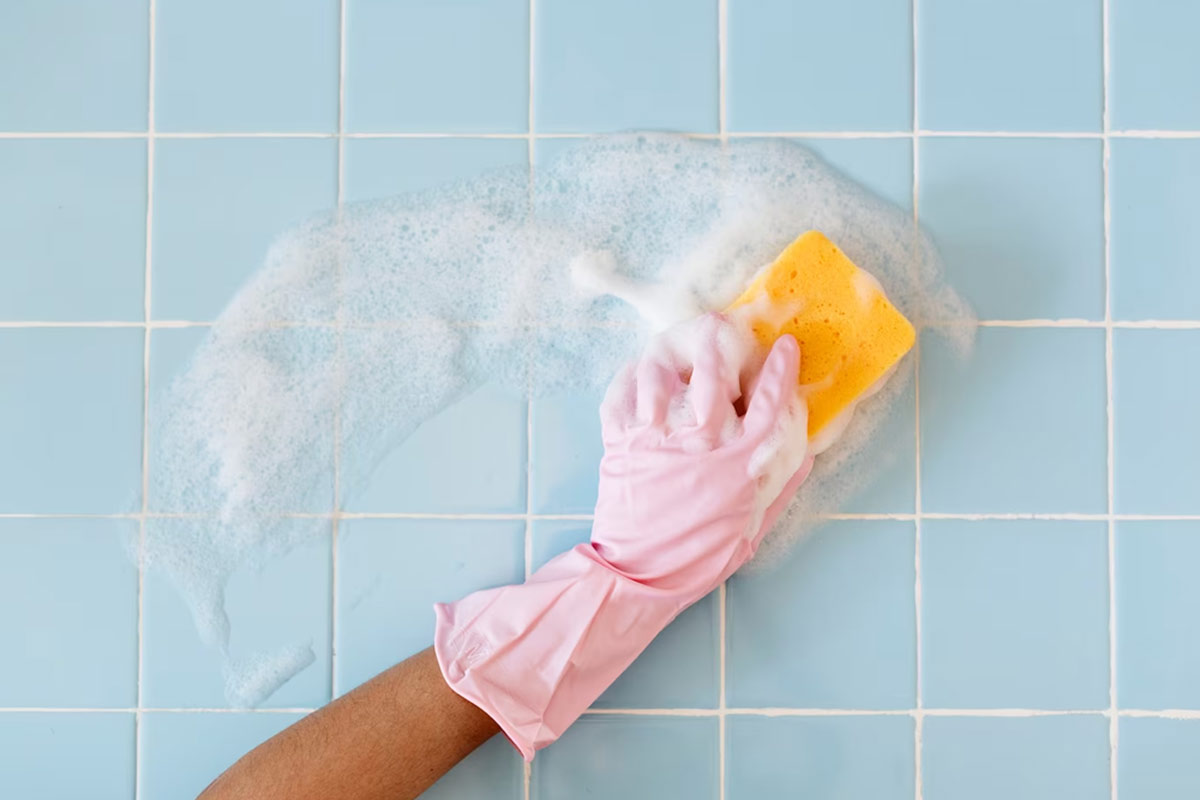 how to clean tiles in hindi