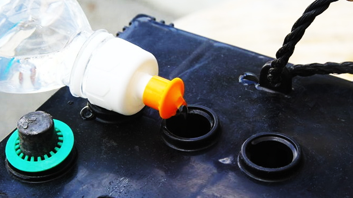 how to fill water in inverter battery