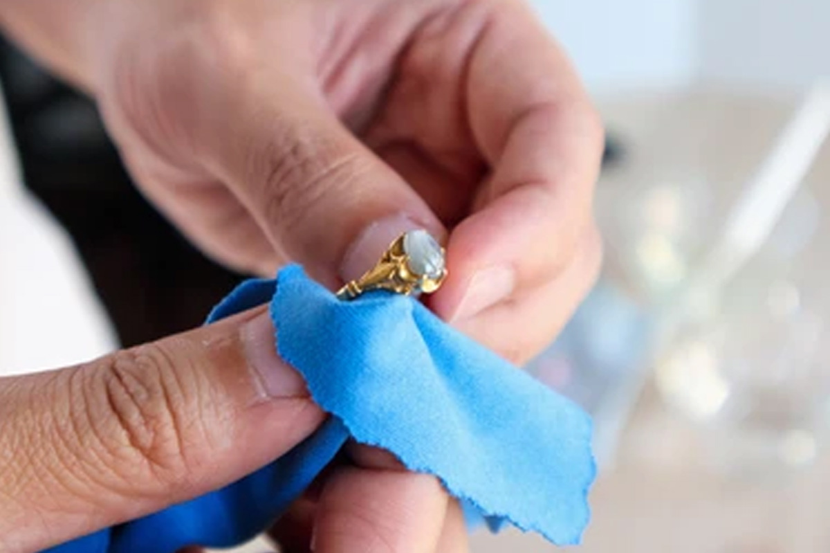 how to remove flour from rings