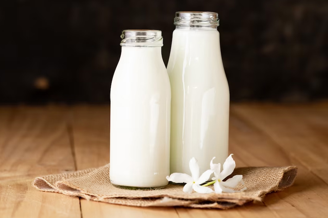 how to use raw milk for dark elbow