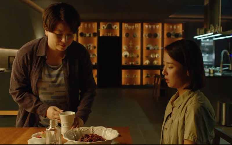 jjapaguri noodles in korean film parasite