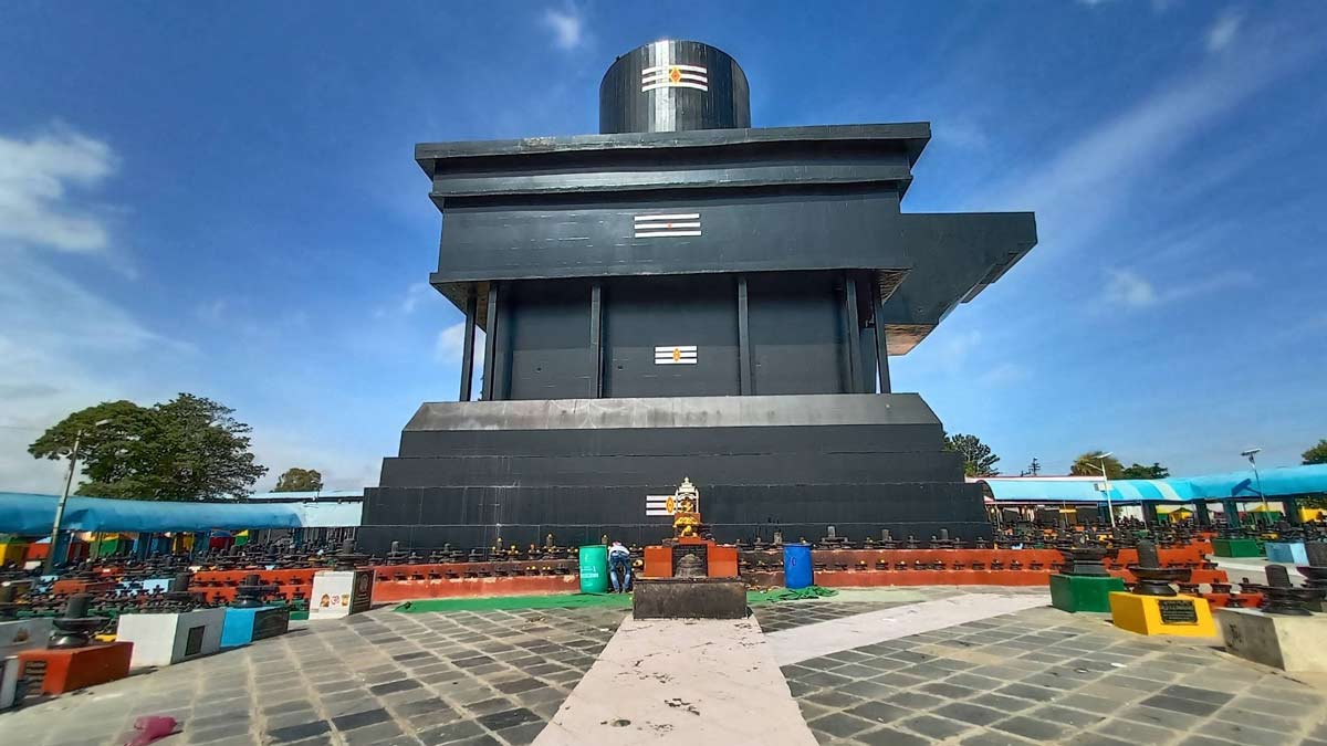 know about the largest Shiva lingam in the world