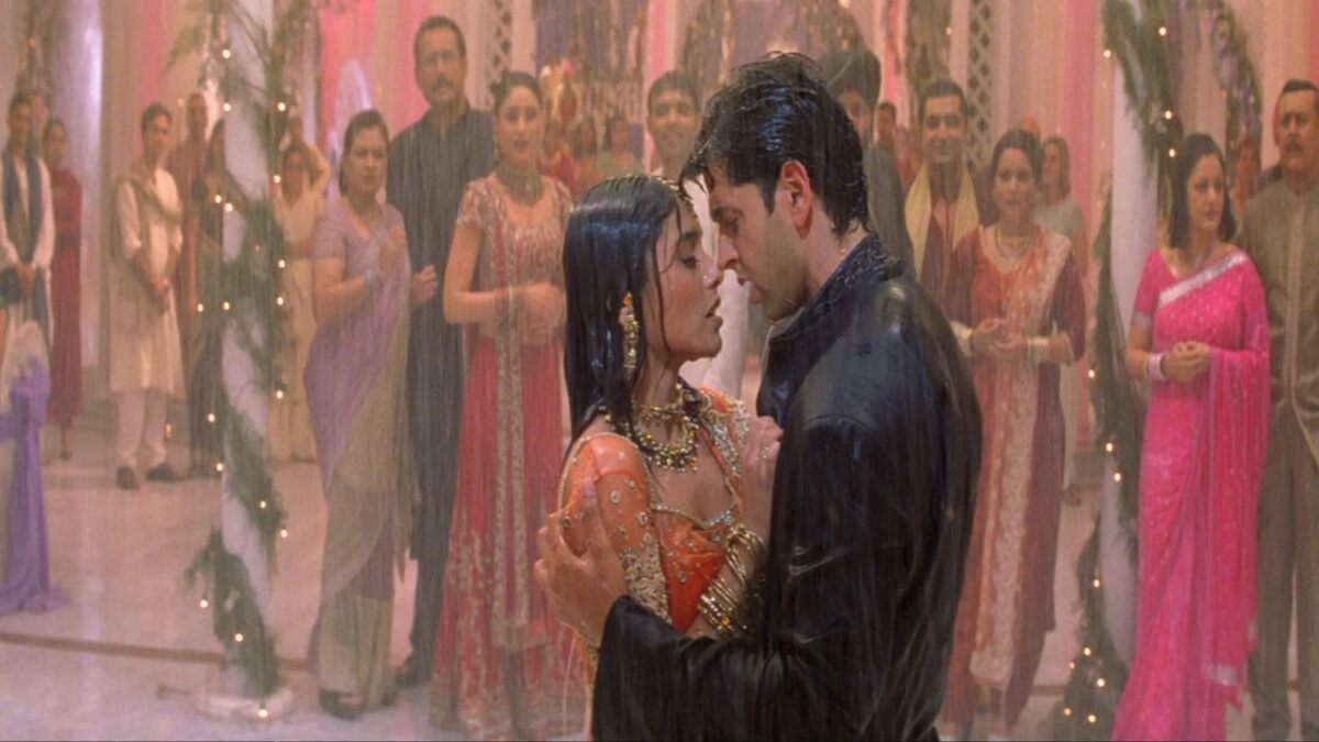 mujhse dosti karoge rain scene