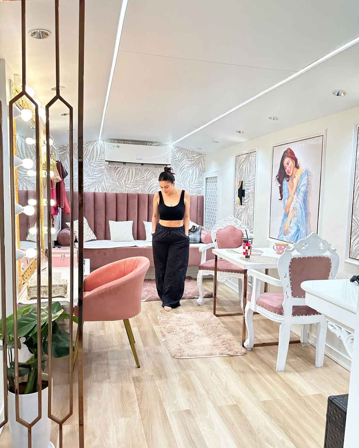 shraddha arya vanity van inside look