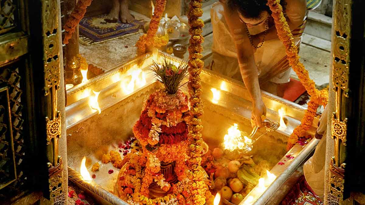 Kashi Vishwanath Temple: बाबा काशी विश्वनाथ से जुड़े ये रहस्य नहीं ...