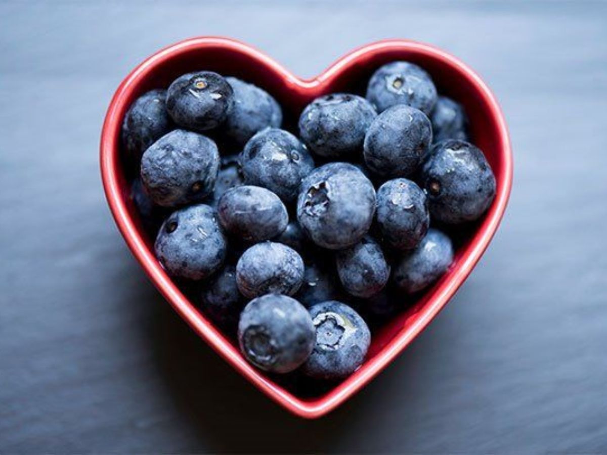 Benefits of Blueberries உடம்பை குறைக்க தினமும் ப்ளூபெர்ரி