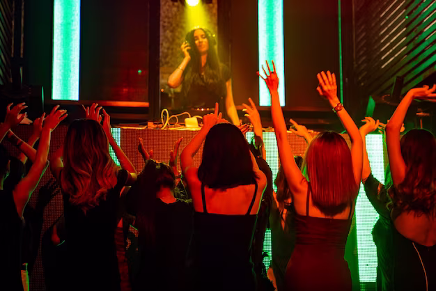 Delhi best party places for new year 