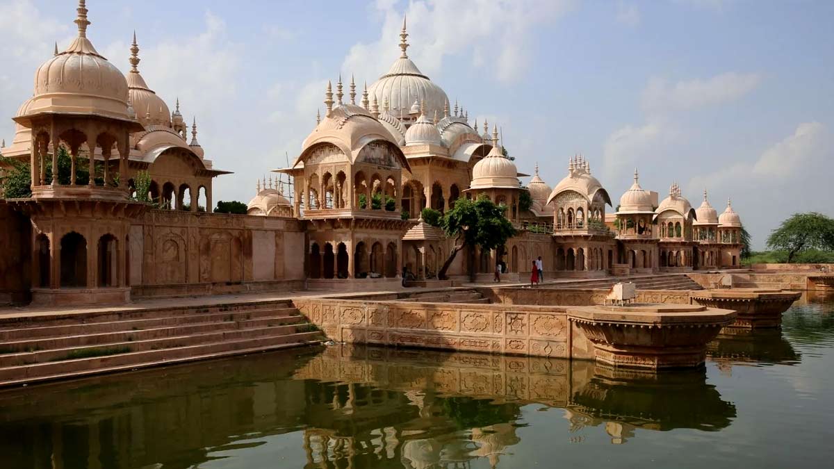 Delhi nearby places to visit on  christmas