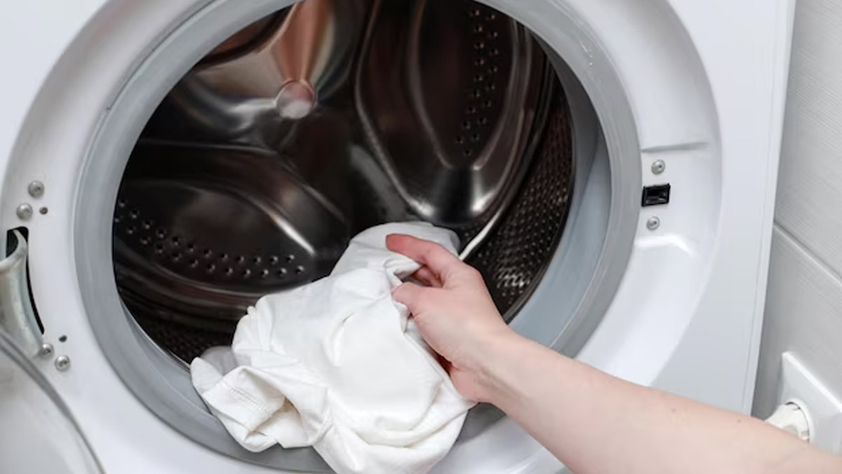 How to wash white clothes and fabrics